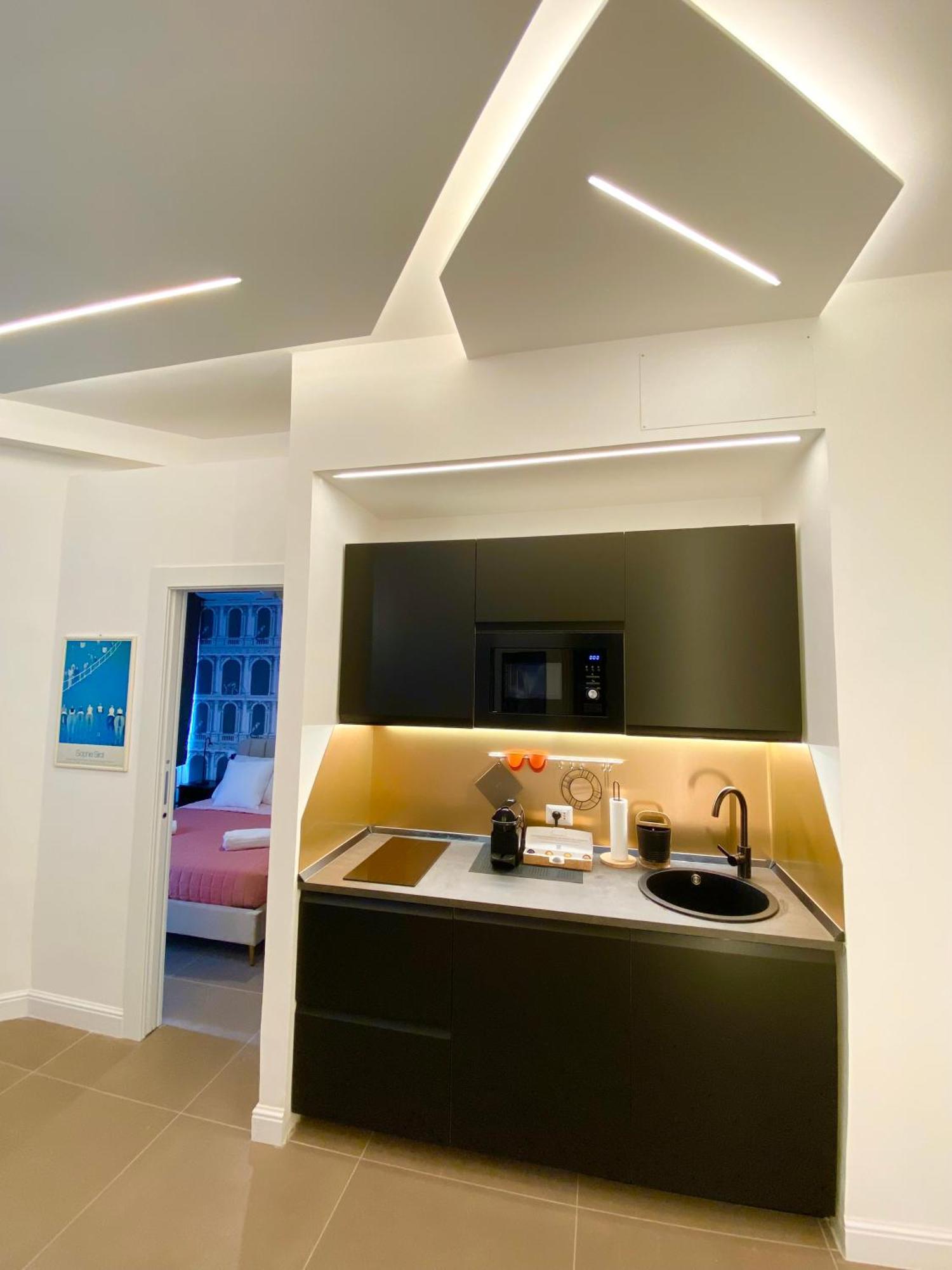 Marmellata Suites, vicino al Colosseo Roma Esterno foto