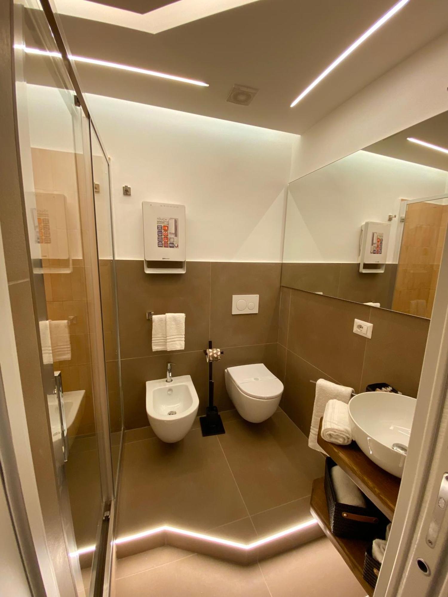 Marmellata Suites, vicino al Colosseo Roma Esterno foto